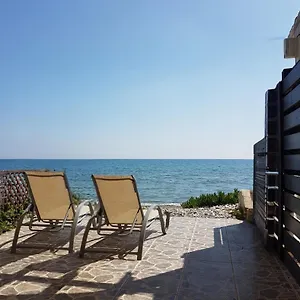 Beach House At Seafront Holiday home